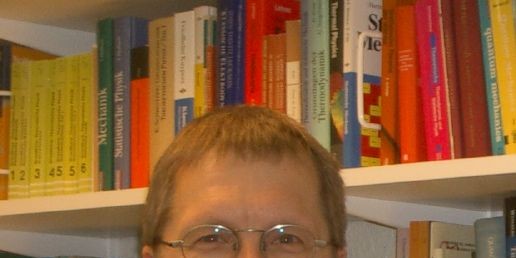 Prof. Dr. Gernot Münster<address>&copy; privat</address>