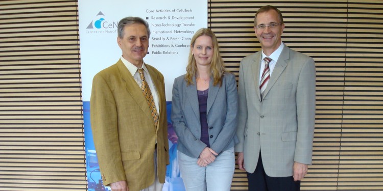Prof.  Dr. Kurt Geckeler, GIST, Gwangju, Dr. Kristina  Riehemann vom CeNTech, Prof. Dr. Harald Fuchs von der Universität Münster (v. l.)<address>&copy; WWU</address>