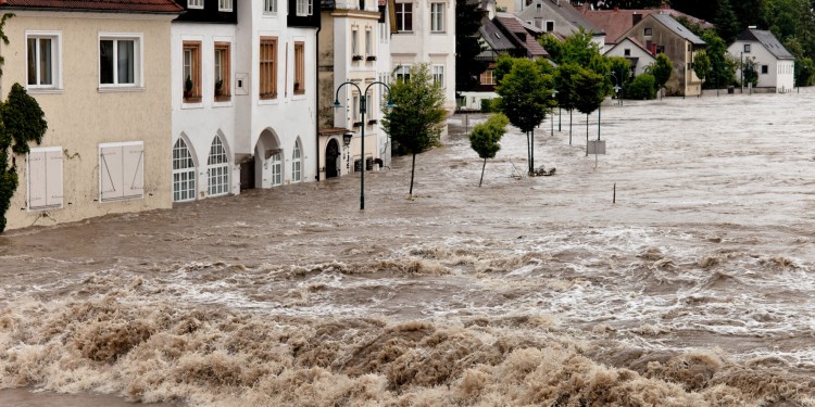 Menschen neigen dazu, Katastrophen im Nachhinein unbewusst als vorhersehbar wahrzunehmen.<address>© Symbolfoto: Colourbox.de/PetraD</address>