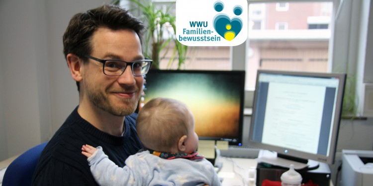 Bernd Christmann mit seiner Tochter Karla<address>© WWU/Juliette Polenz</address>