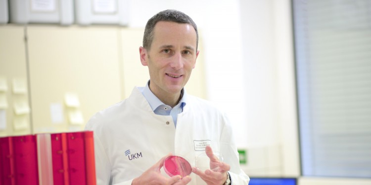 Prof. Alexander Mellmann<address>&copy; FZ / M. Thomas</address>