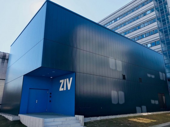 Der neue Serverraum von außen<address>© WWU/Raimund Vogl</address>