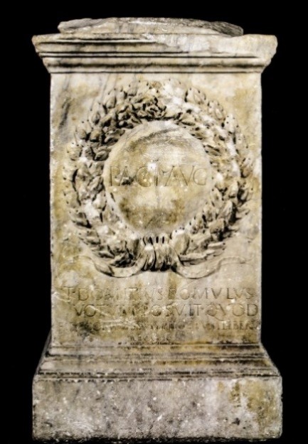 Altar &quot;Pax Augusti&quot; (altar of pax Augusti, Inv. Cottard : 869. 1. 1) © Archäologisches Museum der Universität