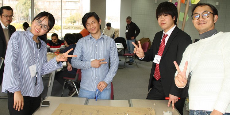Szene aus einem &quot;Ideen-Mining&quot; Workshop in Hiroshima<address>© Anne Harnack</address>