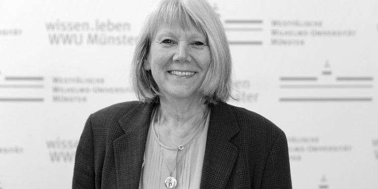 Prof. Dr. Amélie Mummendey<address>&copy; WWU - Peter Grewer</address>