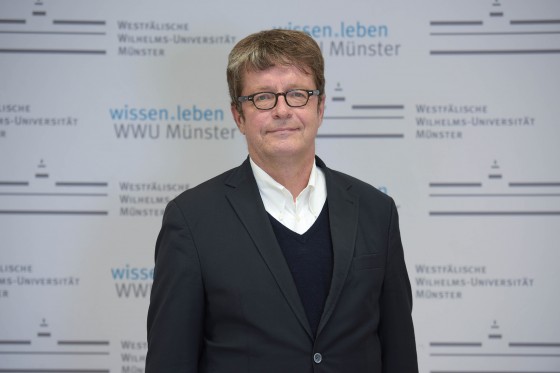 Prof. Dr. Thomas Hoeren<address>&copy; WWU - Peter Grewer</address>