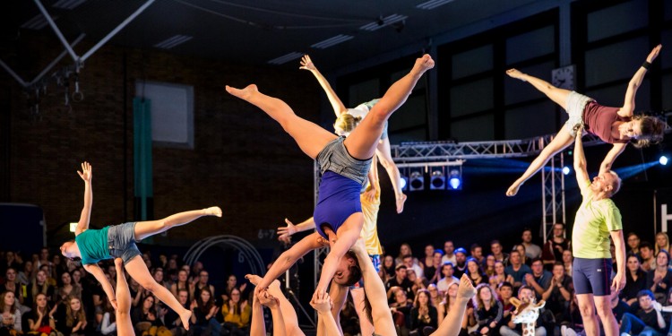 <address>&copy; HSP - Peter Leßmann</address>