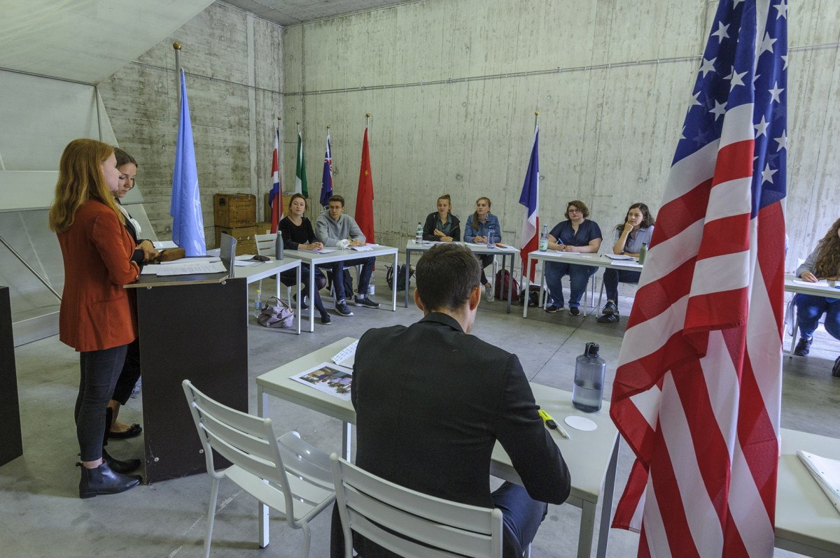 In einem Saerbecker Bunker simulierten Psychologie-Studierende eine Sitzung des Weltsicherheitsrats.© WWU - Ulrich Gunka