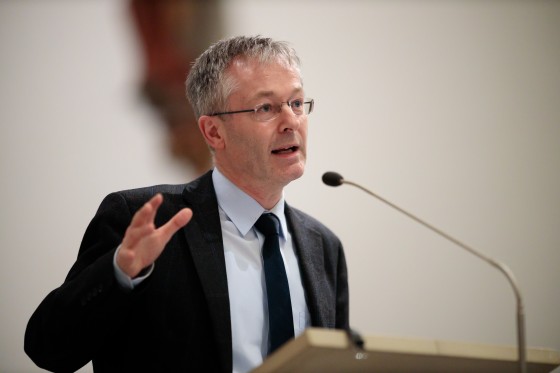 Die grundlegenden Botschaften möchte Prof. Dr. Norbert Köster zeitgemäß und ansprechend vermitteln.<address>&copy; Foto: WWU – MünsterView</address>