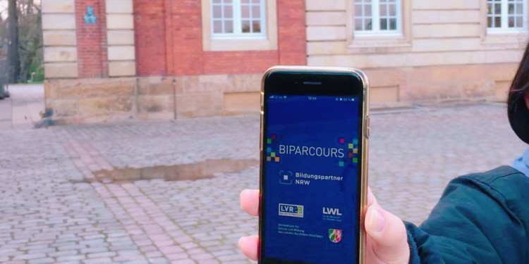 „Q.UNI in der Stadt – Altstadtcampus“ ist eine digitale Schnitzeljagd, die spannende Einblicke in die Fachbereiche und Institute des Altstadtcampus gibt.<address>© WWU - Q.UNI</address>