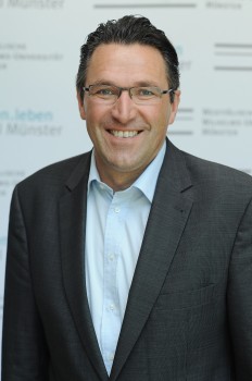 WWU-Virologe Prof. Dr. Stephan Ludwig<address>© WWU - Peter Grewer</address>