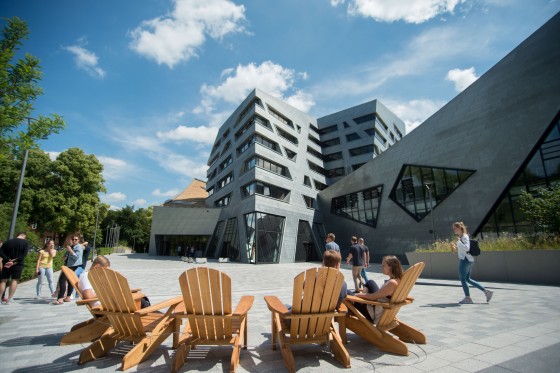 Leuphana University in Lüneburg: sustainability impacts on academic life.<address>© Leuphana Universität Lüneburg</address>