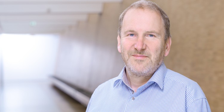 Biomediziner Prof. Dr. Stefan Schlatt organisiert den von der Initiative "Tierversuche verstehen" angebotenen Workshop.<address>&copy; WWU - Erk Wibberg</address>