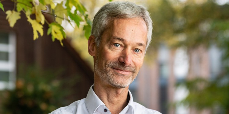 Joachim Groß has been head of the Institute of Biomagnetism and Biosignalanalysis at Münster University since 2017.<address>© WWU - Peter Leßmann</address>