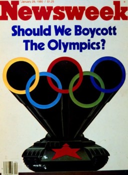Das US-amerikanische Nachrichtenmagazin Newsweek titelte im Januar 1980 mit der Frage „Should We Boycott the Olympics?“<address>© Henk Erik Meier</address>