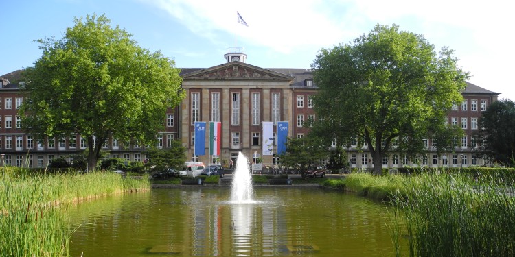 Oliver Söhnlein's Institute for Experimental Pathology is part of the Centre for Molecular Biology<address>© WWU - Medizinische Fakultät</address>