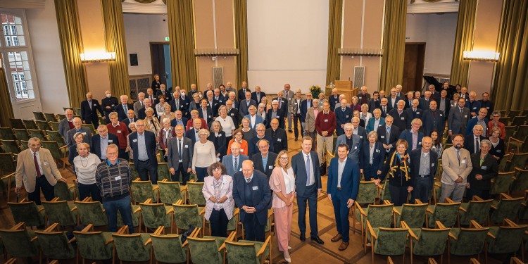 Beim zweiten Emeriti-Empfang der WWU waren 150 pensionierte und emeritierte Professoren im Schloss zu Gast.<address>© WWU - Thomas Mohn</address>