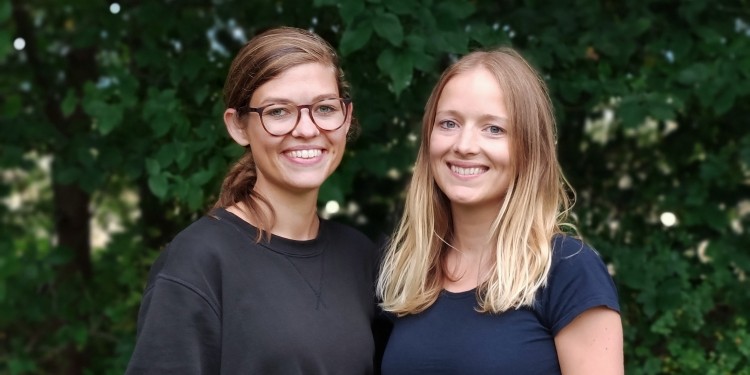 Erfolgreiche Gründerinnen: Johanna Baare (l.) und Anne Lamp.<address>© traceless materials</address>
