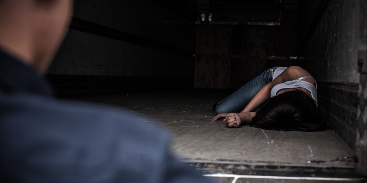 бандиты похитили девушку. ужасы про поездку на машине. неизвестная фильм 2016. похищение стеллы фильм 2019. пол уокер тачка 19.