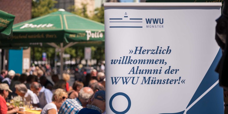 Ehemalige Studierende und Beschäftigte können die WWU beim Alumni-Tag in verschiedenen Vorträgen und Führungen erkunden.<address>© WWU - Thomas Mohn</address>