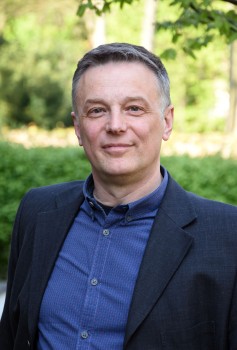 Jörg Lorenz ist stellvertretender Direktor der ULB. Der Diplom-Ingenieur für Elektrotechnik leitet in der ULB das Stabsreferat Wissenschaft und Innovation.<address>© Uni MS - Julia Harth</address>