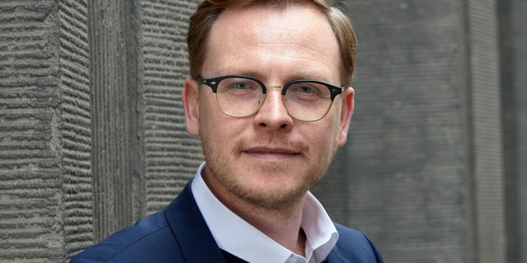 Prof. Dr. Markus Gabriel<address>&copy; Sabine Vielmo</address>