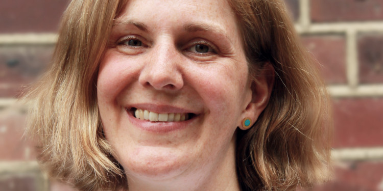 Zu sehen ist ein Porträt von Prof. Dr. Christina Clasmeier.<address>© Daniela Amodio</address>