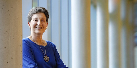 Zu sehen ist ein Porträtfoto von Prof. Dr. Bernadette Brooten.<address>© B. Brooten, privat</address>