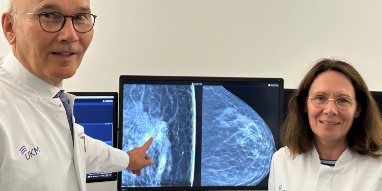 Prof. Dr. Walter Heindel und Prof. Dr. Stefanie Weigel leiten das Referenzzentrum Mammographie
Münster für das Screening-Programm zur Früherkennung von Brustkrebs in Nordrhein-Westfalen.<address>© Referenzzentrum Mammographie Münster</address>