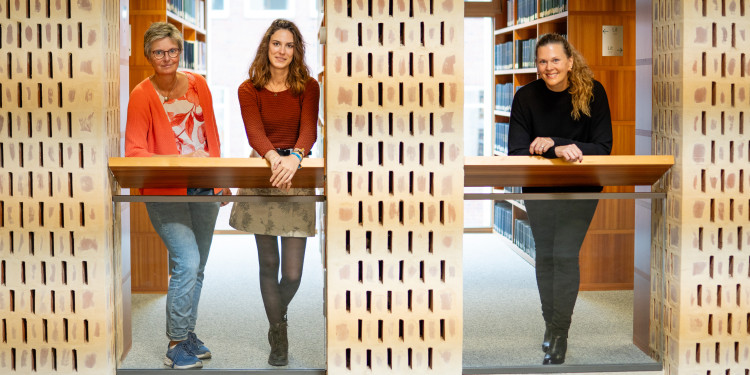 Das Bild zeigt Barbara Schüler, Jana Haack und Anna-Maria Balbach, die in die Kamera schauen.<address>© Uni MS - Linus Peikenkamp</address>