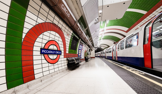 In der Londoner U-Bahn erreichten Thorsten Quandt die ERC-Ergebnisse.<address>© Agata Kadar - stock.adobe.com</address>