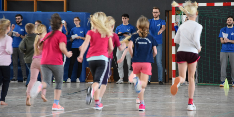 Als Bildungspartner haben Sportvereine die Möglichkeit, Kinder und Jugendliche mit vielfältigen Bewegungs-, Spiel und Sportangeboten zu unterstützen.<address>&copy; Uni MS - Kathrin Kottke</address>