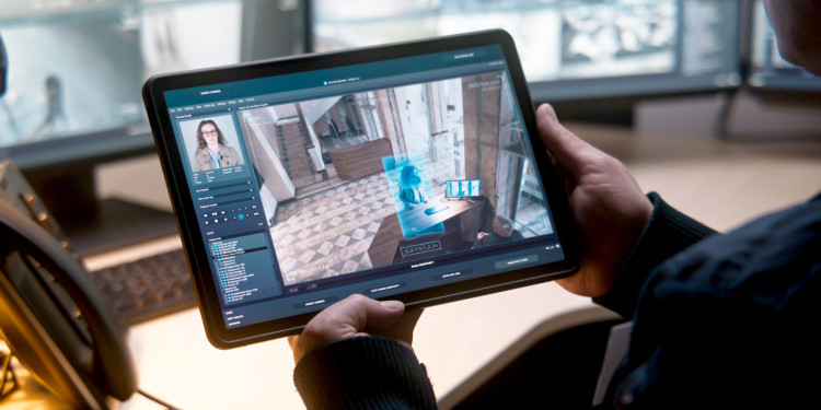 Derzeit gibt es zwischen den technischen Möglichkeiten, den Rechtsgrundlagen und der gesellschaftlichen Akzeptanz noch erhebliche Spannungen – ein Beispiel dafür ist die biometrische Gesichtserkennung.<address>&copy; stock.adobe.com - Framestock</address>
