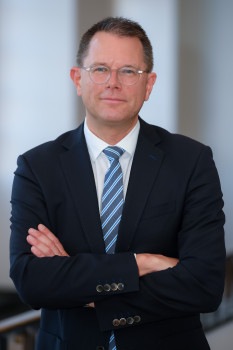 Porträt von Prof. Dr. Hinnerk Wißmann<address>&copy; Uni MS - Michael Möller</address>