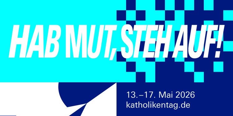 Zu sehen ist ein Plakat des 104. Deutsche Katholikentags, das neben abstrakten geometrischen Formen die Eckdaten der Großveranstaltung beinhaltet.<address>&copy; katholikentag.de</address>