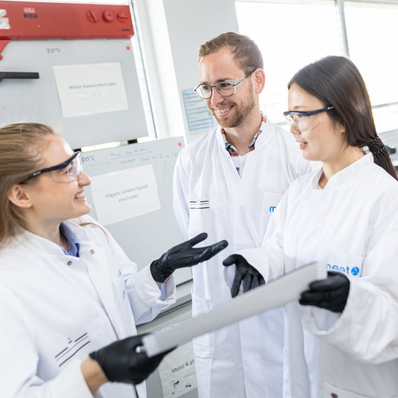 Münster offers excellent conditions for international researchers in the field of battery research.<address>&copy; Uni MS - Peter Leßmann</address>