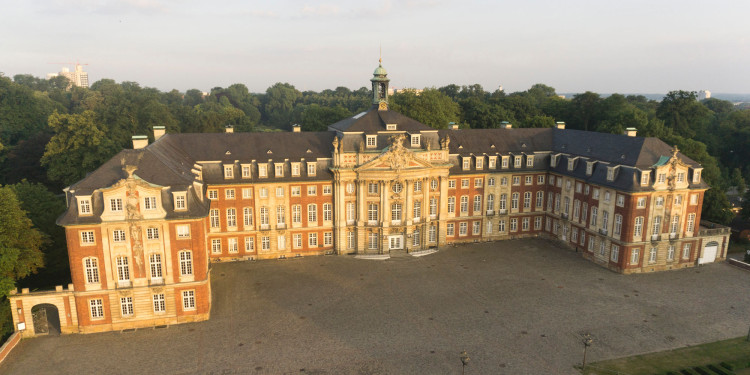 Zu sehen ist das Schloss in Münster.<address>&copy; Uni MS - Jan Lehmann</address>