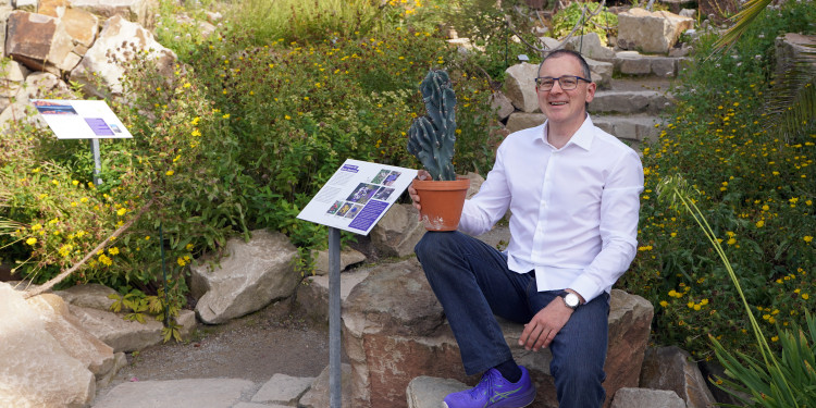 Auf dem Foto ist Prof. Dr. Stefan Arnold zu sehen.<address>&copy; Uni MS - Kathrin Nolte</address>