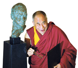 Muz705 Dalai-lama